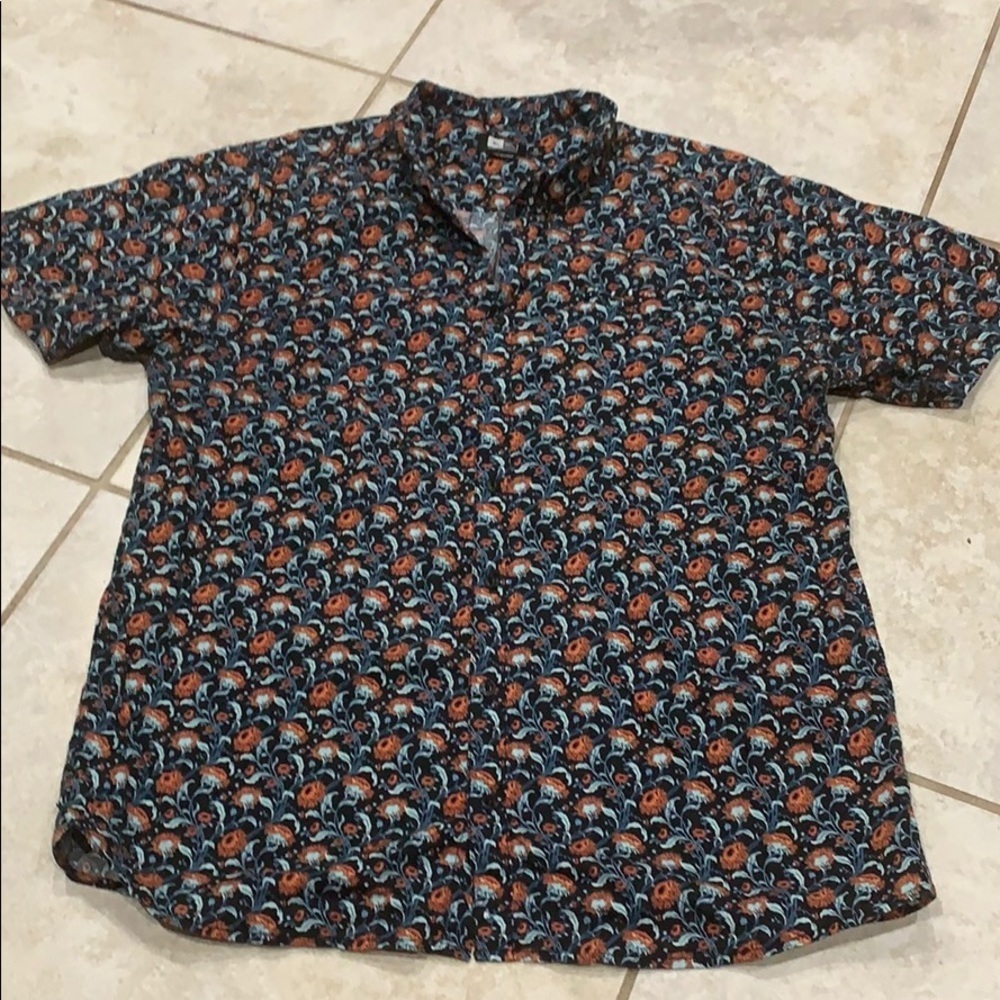 Rip Curl Floral Button Up Short Sleeved Shirt XL